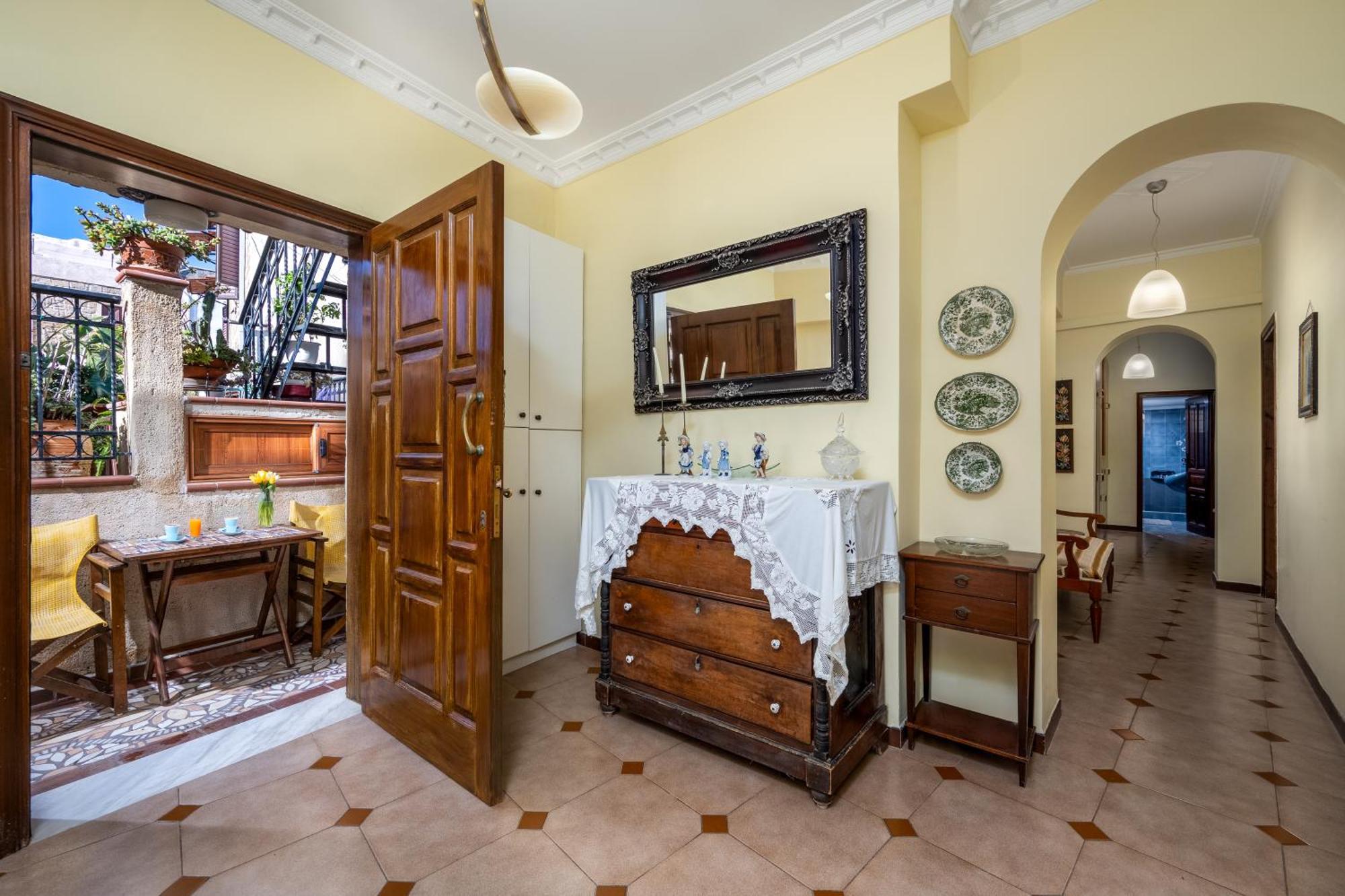 The Knights Courtyard Vila Rhodes City Exterior foto